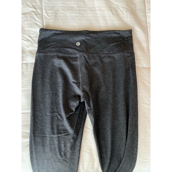 Cropped Leggings - Picture 3 of 5